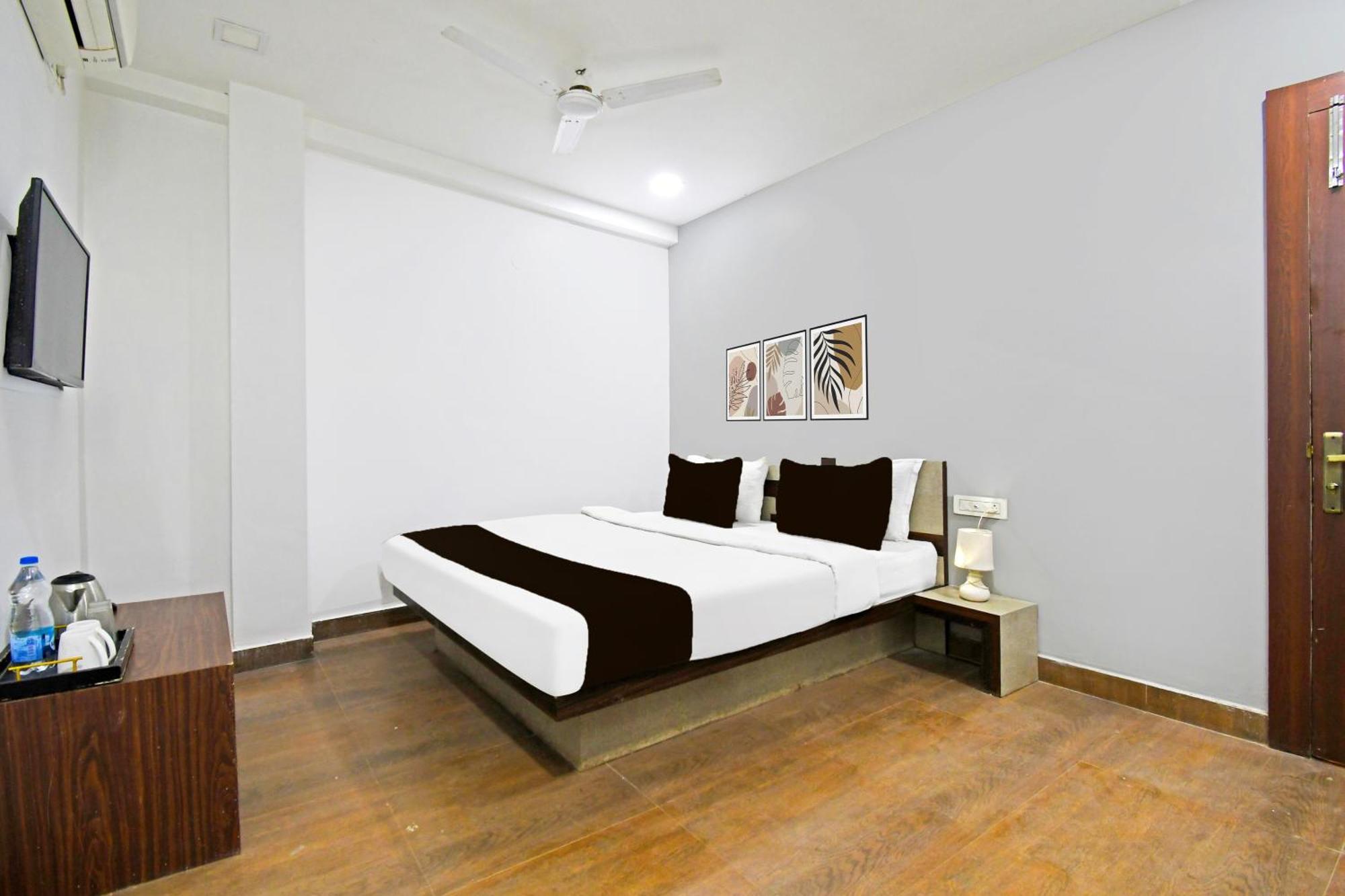 Hotel Super Townhouse Mancheswar Industrial Estate Bhubaneswar Exterior foto