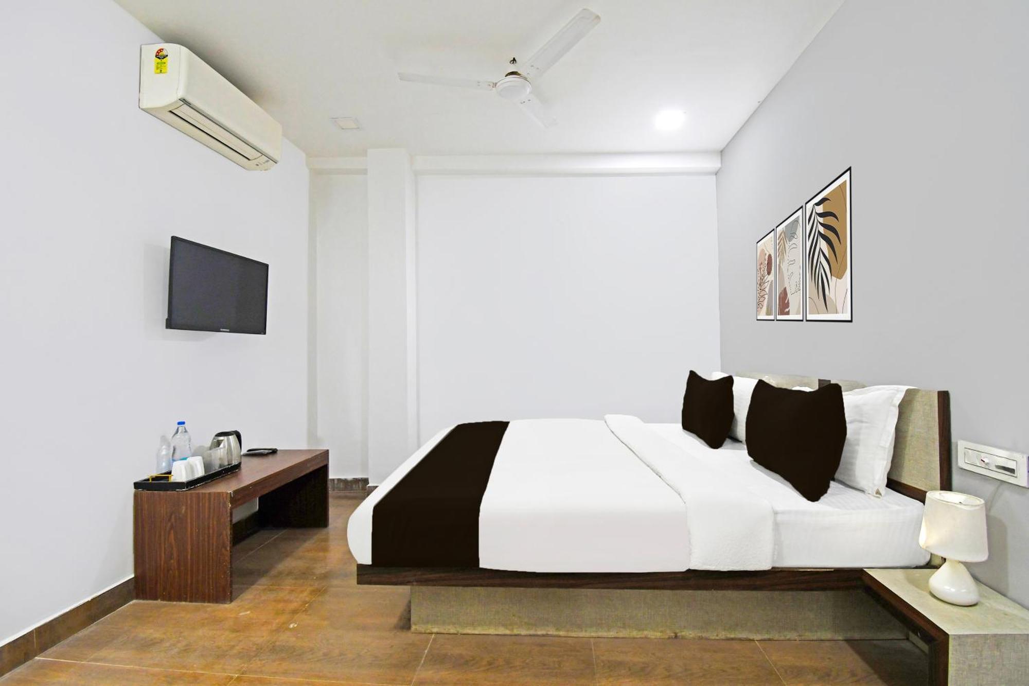 Hotel Super Townhouse Mancheswar Industrial Estate Bhubaneswar Exterior foto